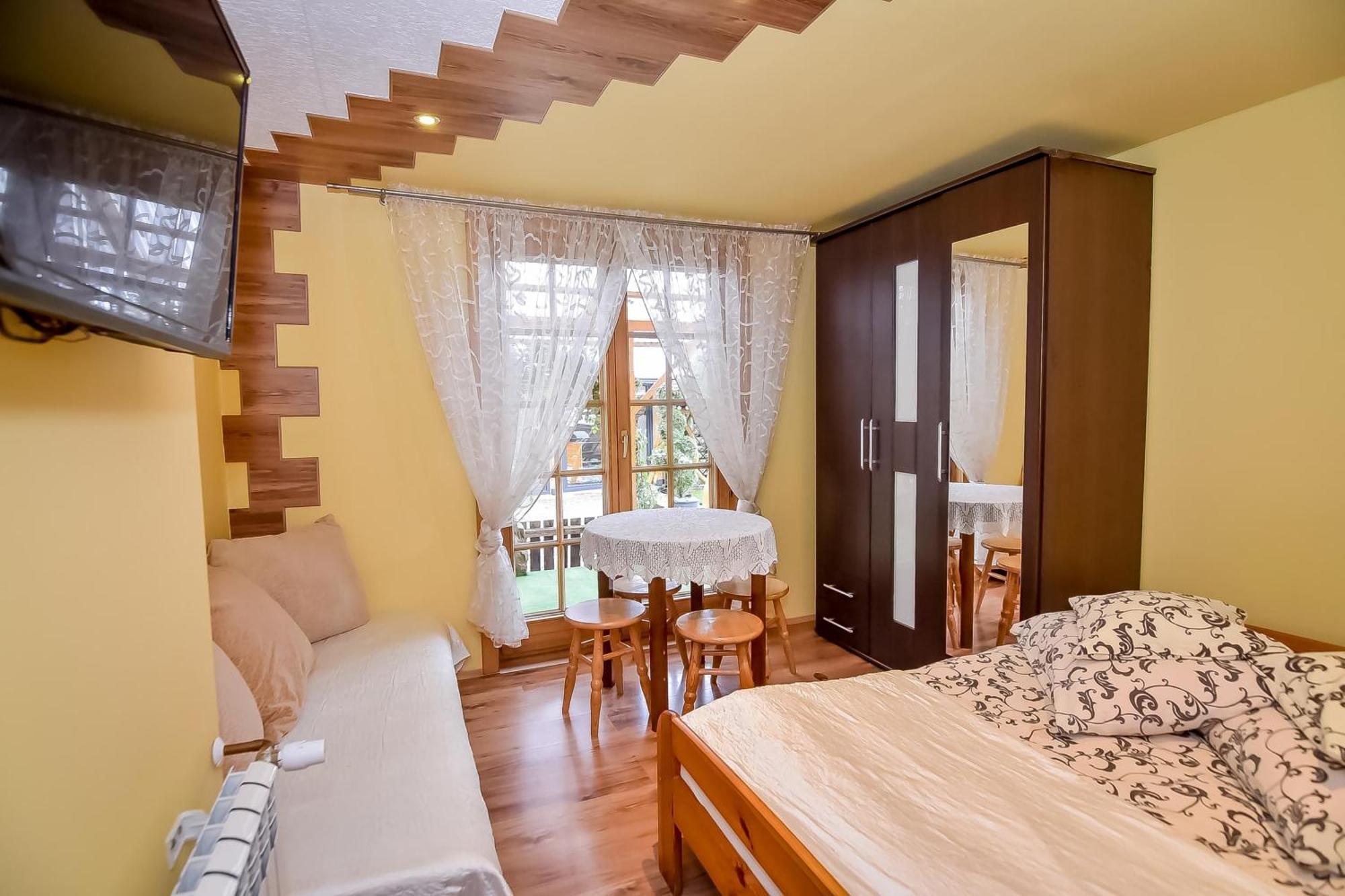 Ciukrowa Chatka Sauna & Jacuzzi Poronin Dış mekan fotoğraf